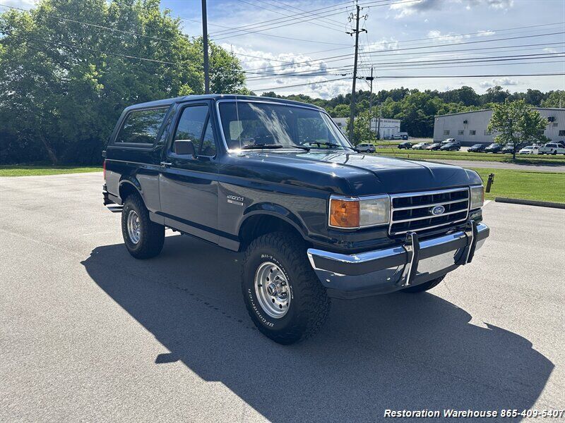 Ford-Bronco-1989-5