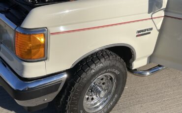 Ford-Bronco-1990-7