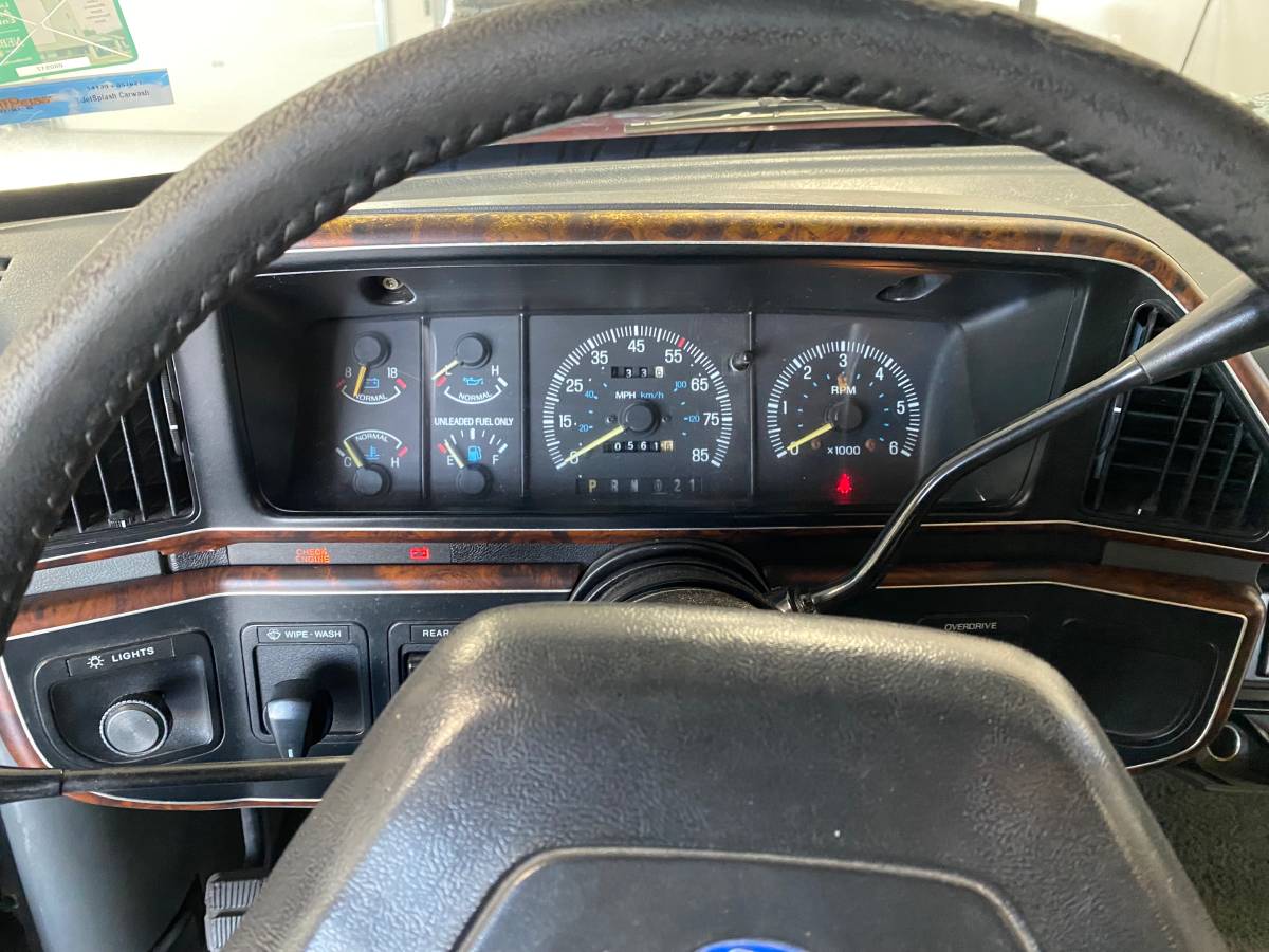 Ford-Bronco-1991-14