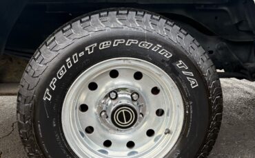 Ford-Bronco-1992-3