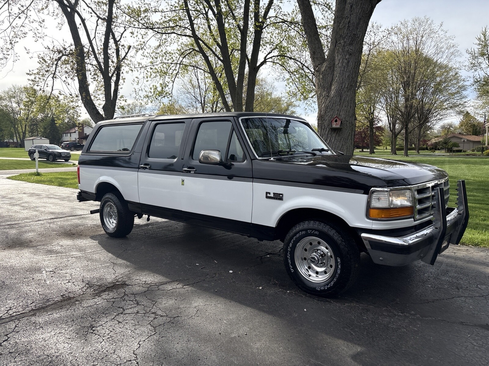 Ford-Bronco-1992