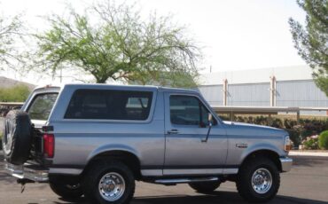 Ford-Bronco-1994-grey-1