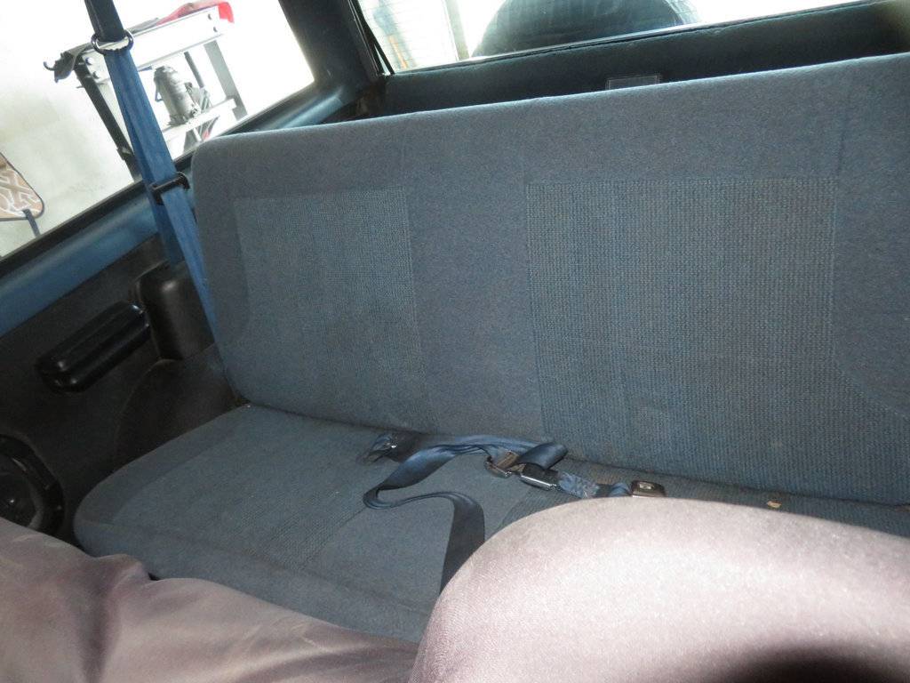 Ford-Bronco-1994-grey-23