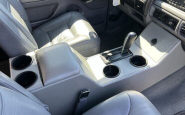 Ford-Bronco-1995-27