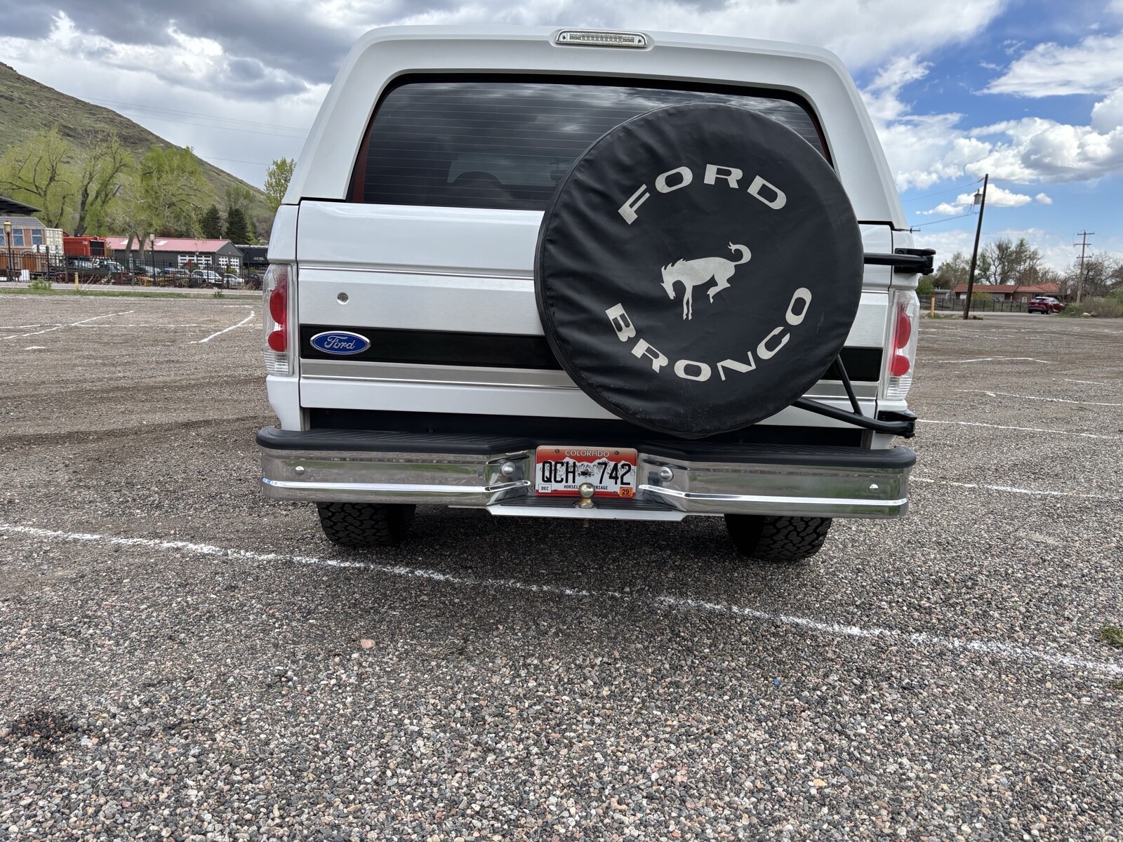 Ford-Bronco-1995-SUV-10