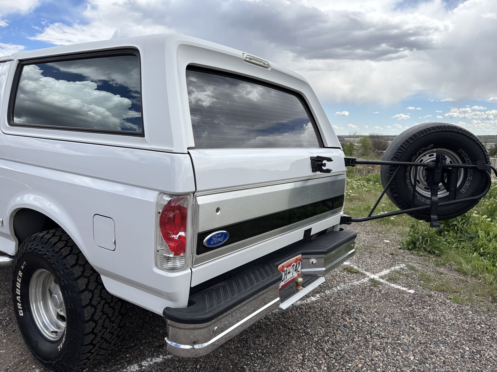 Ford-Bronco-1995-SUV-11