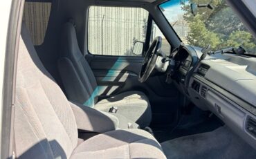 Ford-Bronco-1995-SUV-26