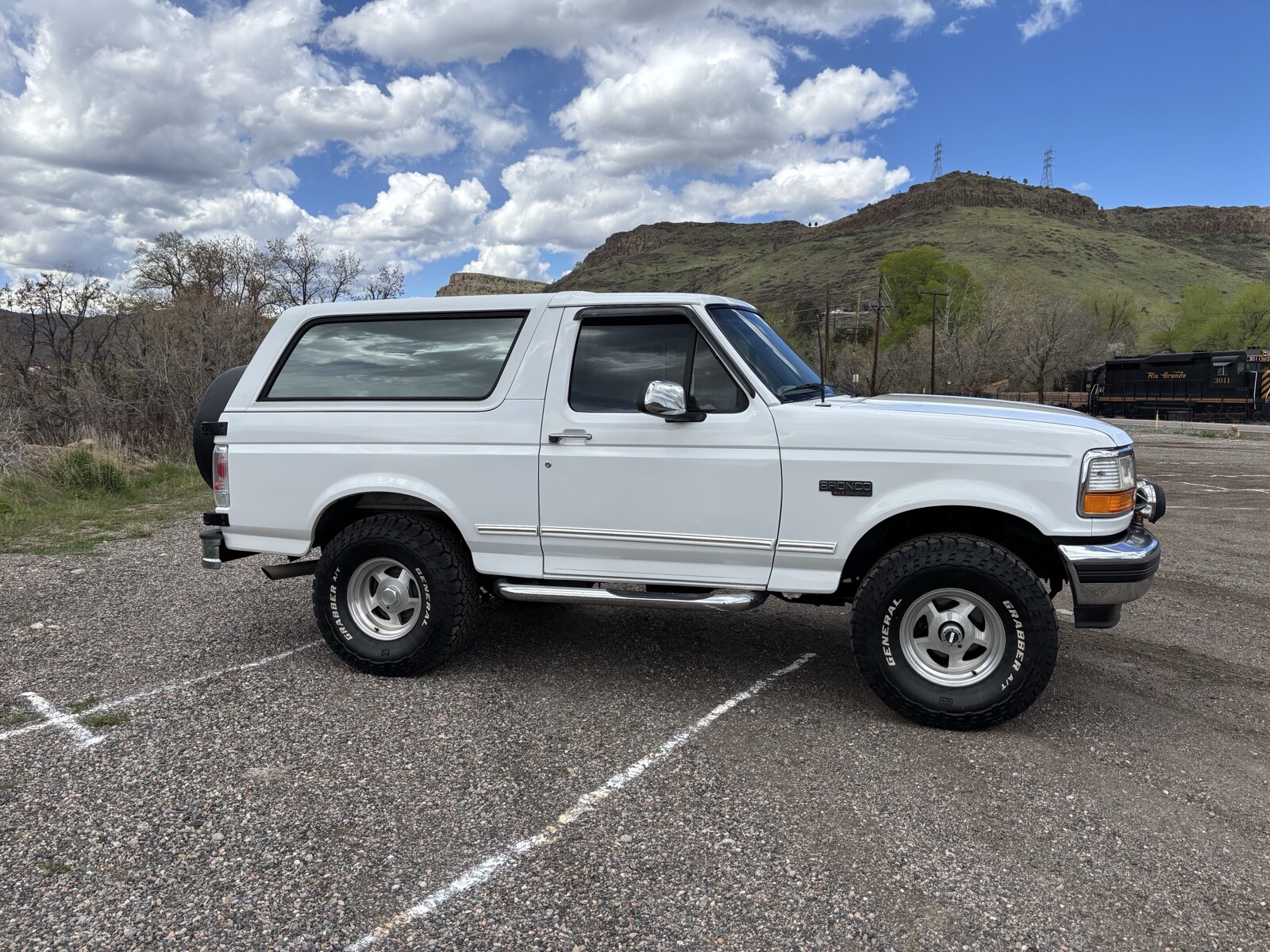 Ford-Bronco-1995-SUV-6