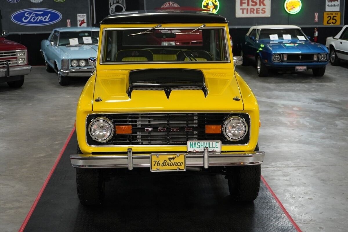 Ford-Bronco-4x4-1976-SUV-17