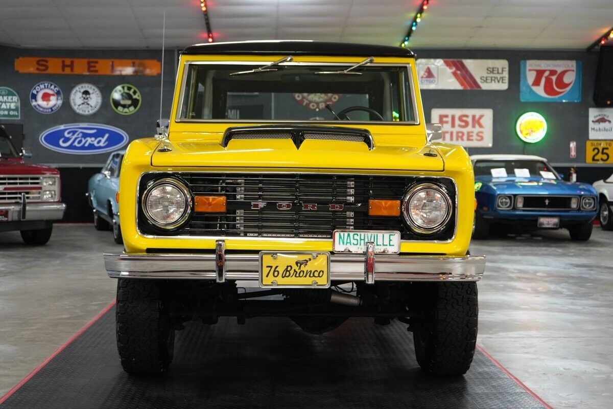 Ford-Bronco-4x4-1976-SUV-25