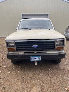 Ford-Bronco-4x4-1983-5