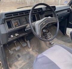 Ford-Bronco-4x4-1983-6