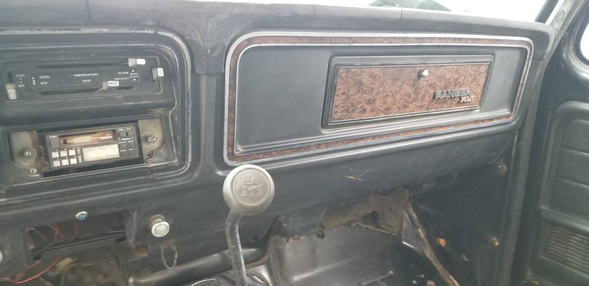 Ford-Bronco-4x4-ranger-xlt-1978-22