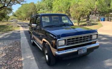 Ford-Bronco-II-1988-SUV