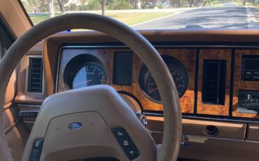 Ford-Bronco-II-1988-SUV-4