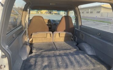 Ford-Bronco-II-1990-6