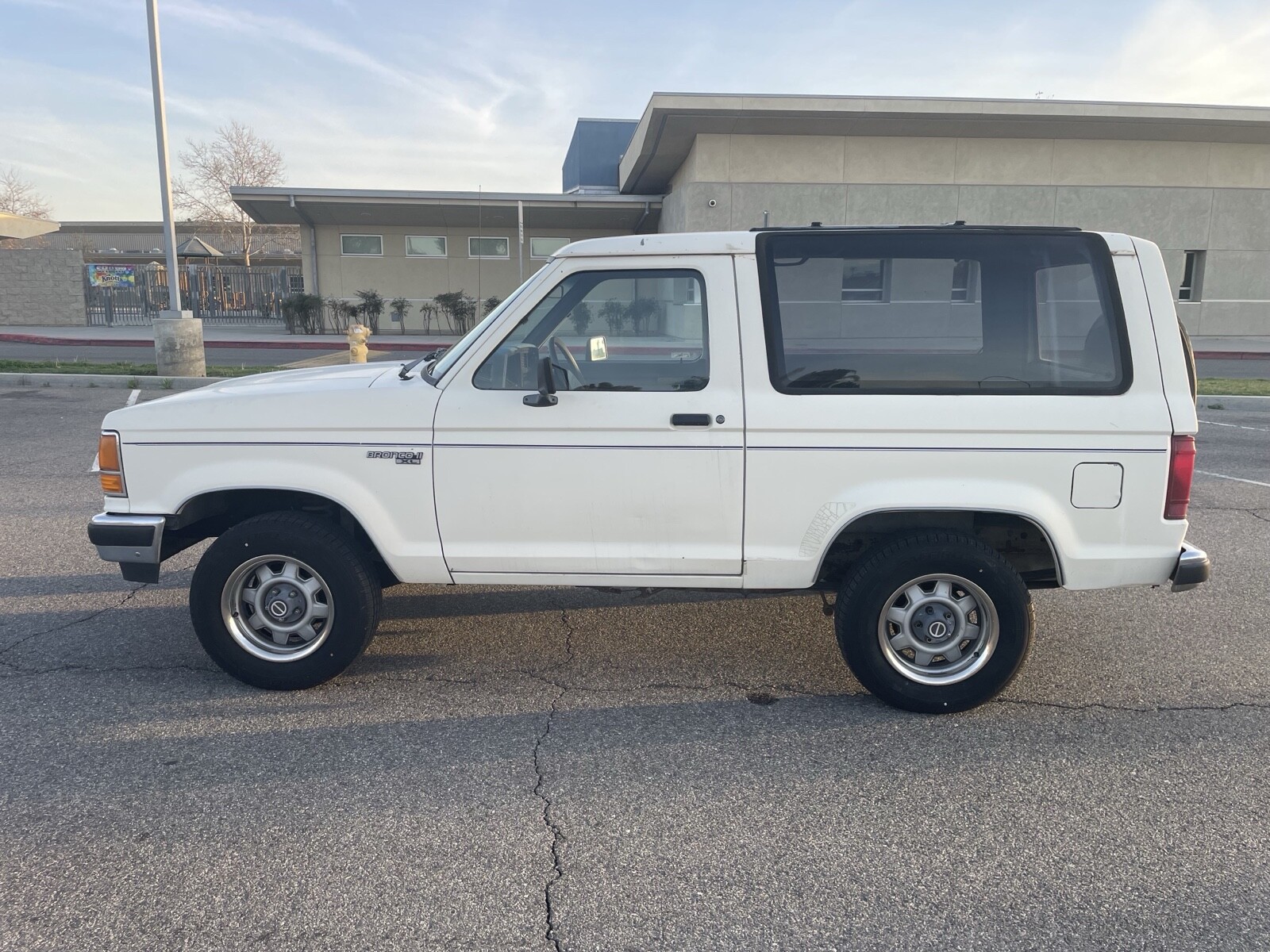 Ford Bronco II 1990