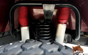 Ford-Bronco-complete-restoration-1976-SUV-2