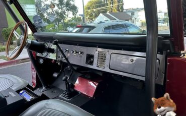 Ford-Bronco-complete-restoration-1976-SUV-29