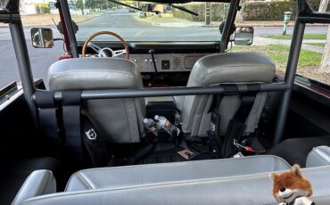 Ford-Bronco-complete-restoration-1976-SUV-34