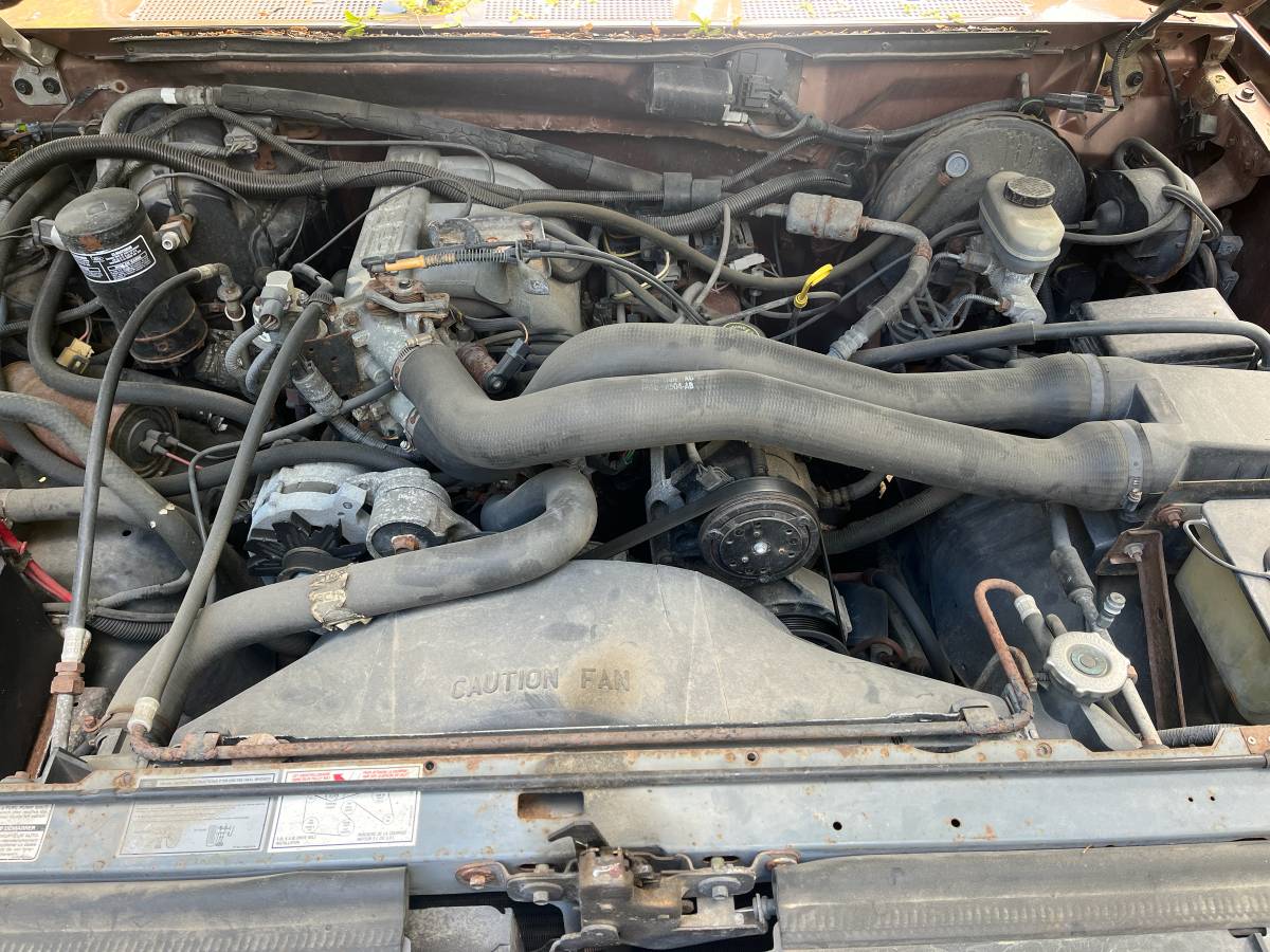 Ford-Bronco-eddie-bauer-4x4-1992-brown-1