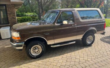 Ford-Bronco-eddie-bauer-4x4-1992-brown-11