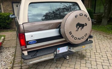 Ford-Bronco-eddie-bauer-4x4-1992-brown-8