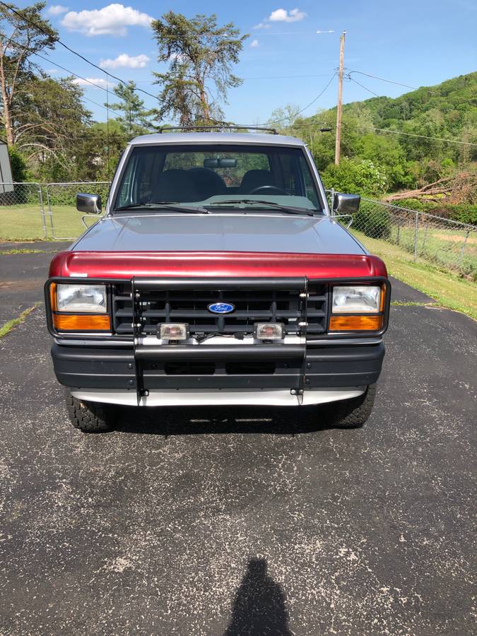 Ford-Bronco-ll-1989-silver-2
