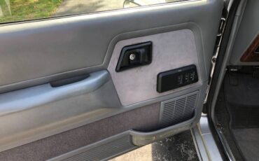 Ford-Bronco-ll-1989-silver-5