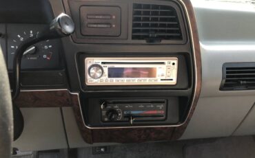 Ford-Bronco-ll-1989-silver-6
