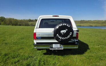 Ford-Bronco-xl-1993-white-3