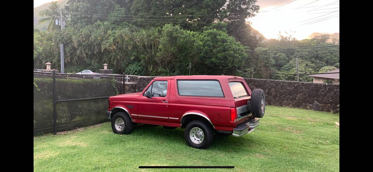 Ford-Bronco-xlt-1995-red