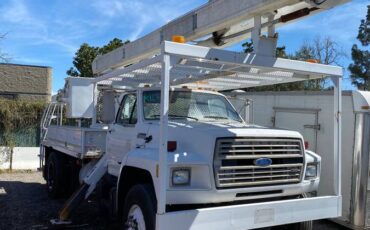 Ford-Bucket-truck-diesel-1993-white-1