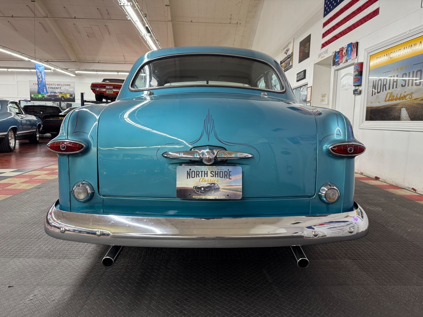 Ford-CUSTOM-1949-2-DOOR-13
