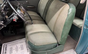 Ford-CUSTOM-1949-2-DOOR-34