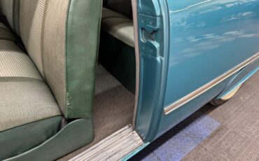 Ford-CUSTOM-1949-2-DOOR-35