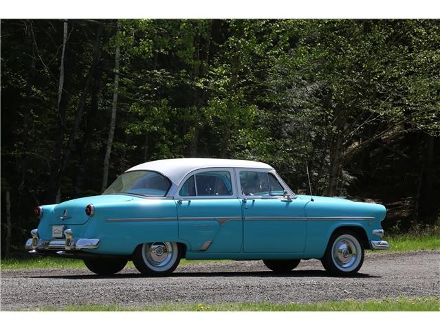 Ford-CUSTOMLINE-1954-SEDAN-7