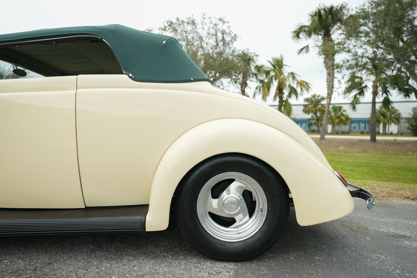 Ford-Cabriolet-1937-Convertible-14