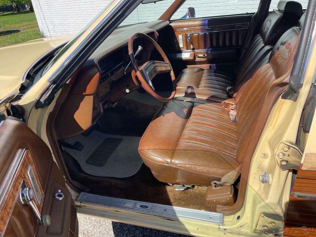 Ford-Country-Square-Wagon-1978-Wagon-15