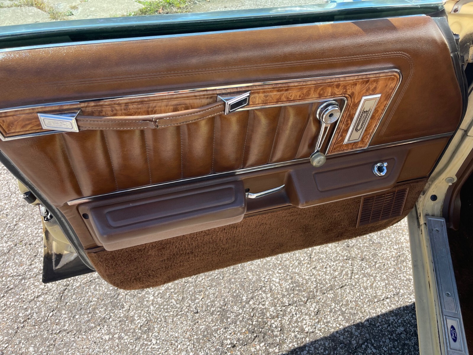 Ford-Country-Square-Wagon-1978-Wagon-23