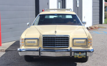 Ford-Country-Square-Wagon-1978-Wagon-4
