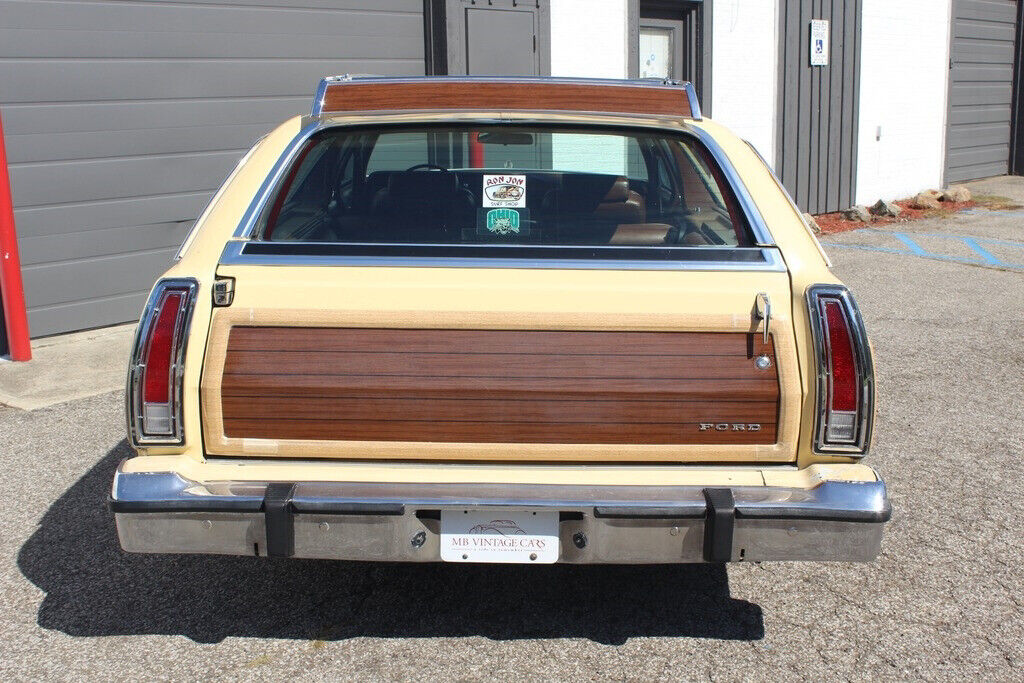 Ford-Country-Square-Wagon-1978-Wagon-5