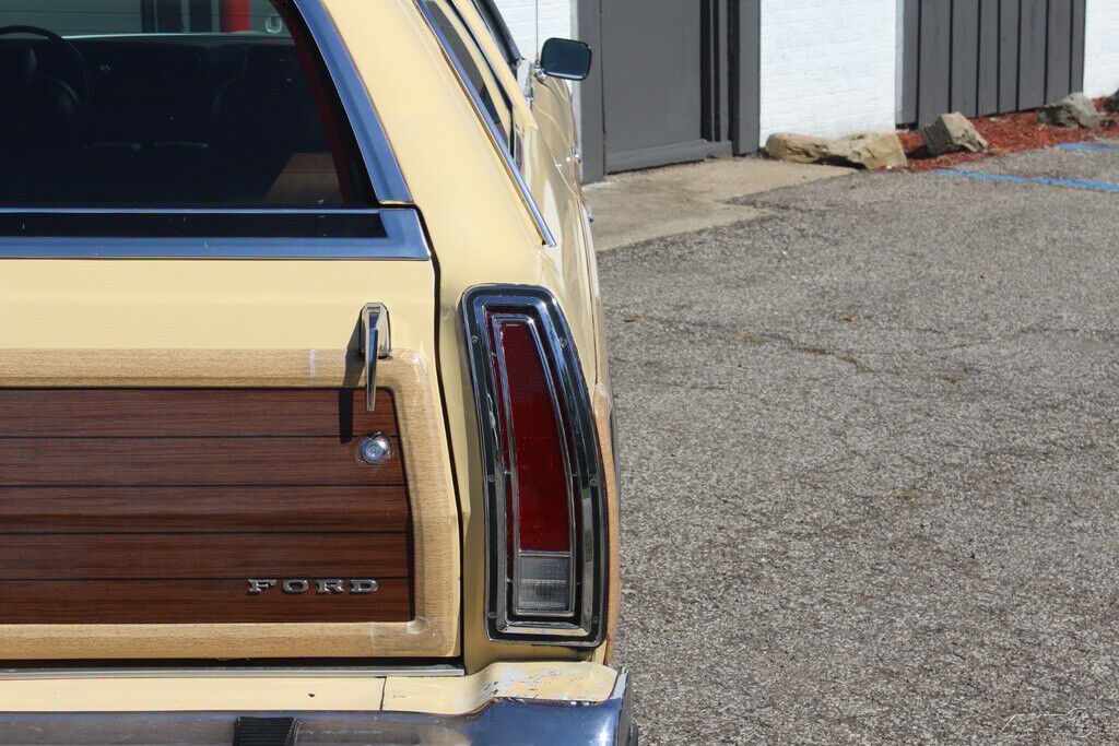 Ford-Country-Square-Wagon-1978-Wagon-7