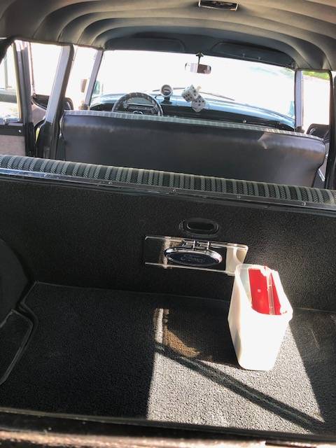 Ford-Country-sedan-wagon-1955-grey-17