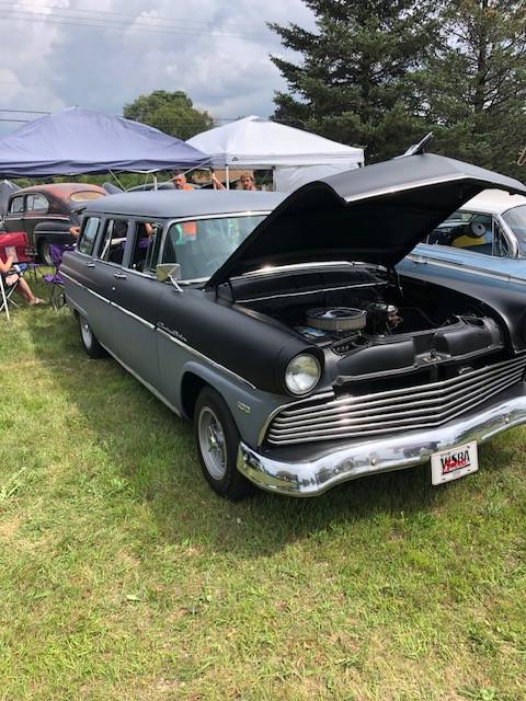 Ford-Country-sedan-wagon-1955-grey-21
