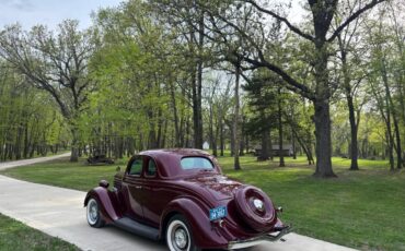 Ford-Coupe-1935-red-15
