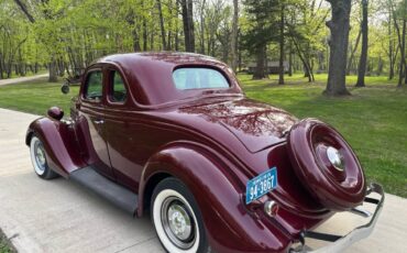 Ford-Coupe-1935-red-2