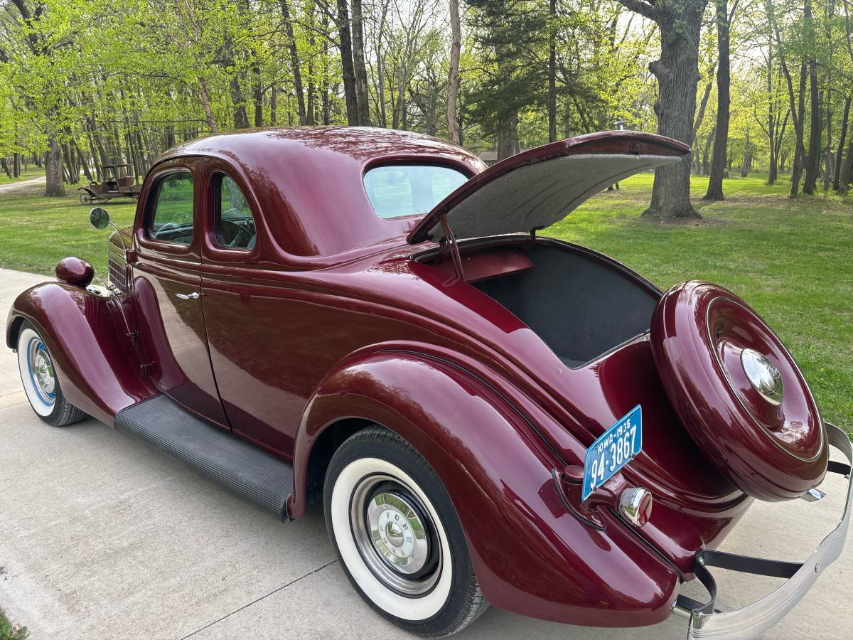 Ford-Coupe-1935-red-6