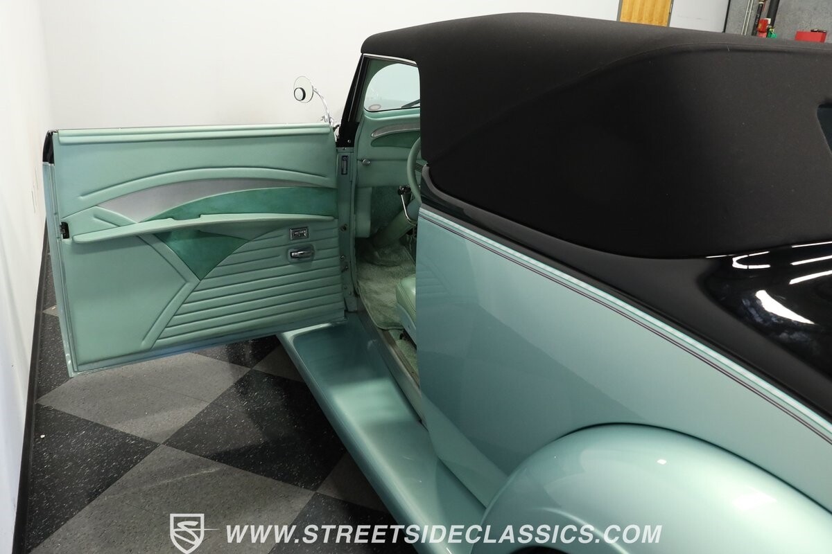 Ford-Coupe-1937-Hardtop-32