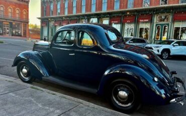 Ford-Coupe-1937-blue